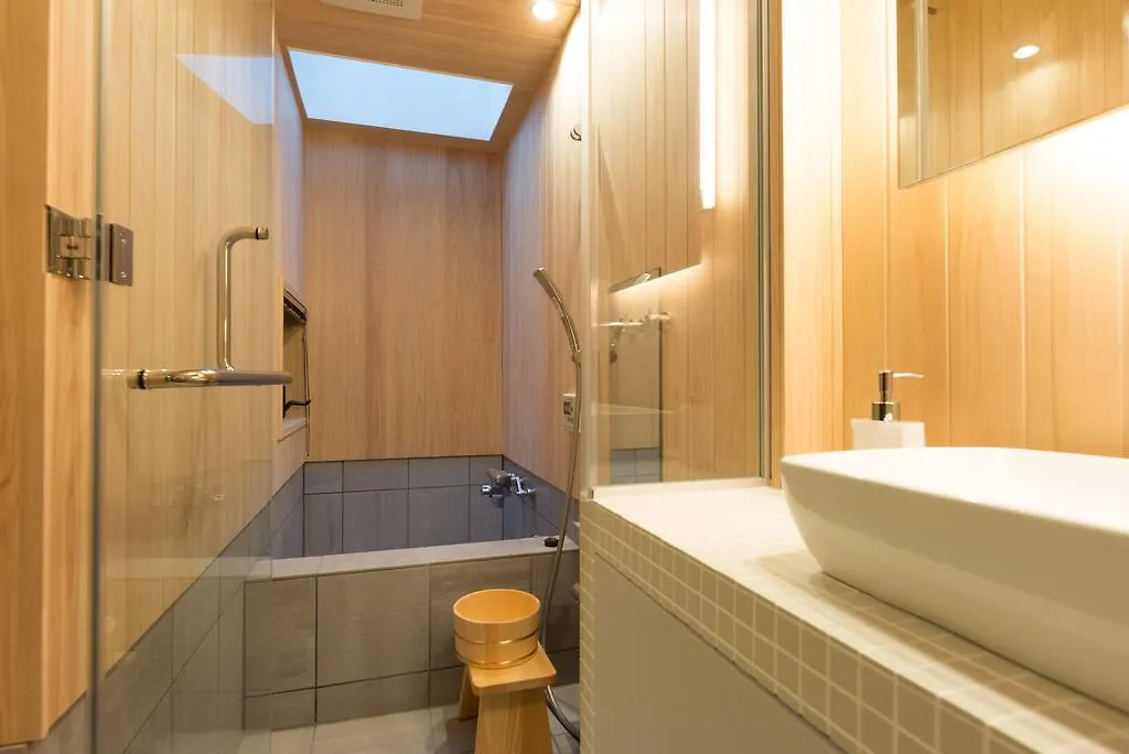 Вилла Kakishibu An Machiya House Киото Дом отдыха